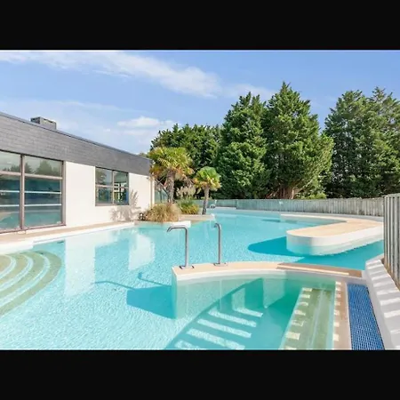 Aparthotel Village Pierre & Normandy Garden *