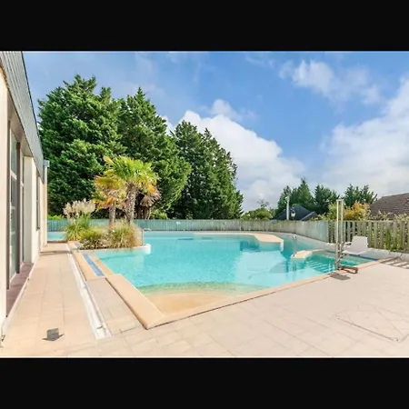 Normandy Garden 公寓式酒店 4*